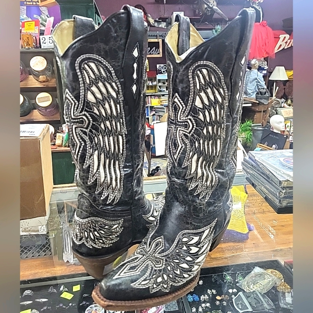 W7 Corral Wing & Cross Western Cowboy Boots